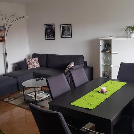 Apartment Dawn Velika Gorica Bagian luar foto